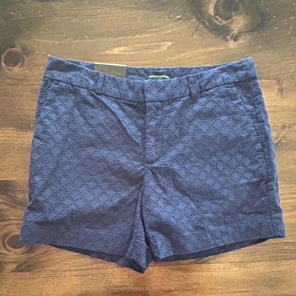 Banana Republic Eyelet Shorts Womens 6 Navy Blue Cotton Embroidered Summer
